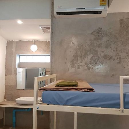 Shut Eye Party Hostel (Adults Only) 빠이 외부 사진
