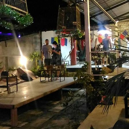 Shut Eye Party Hostel (Adults Only) 빠이 외부 사진